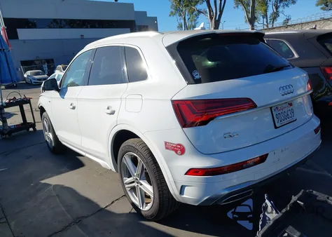 2022 Audi Q5 Premium 55 Tfsi E S Line Quattro S Tronic z USA, uszkodzony, nr VIN WA1G2AFY0N2018225